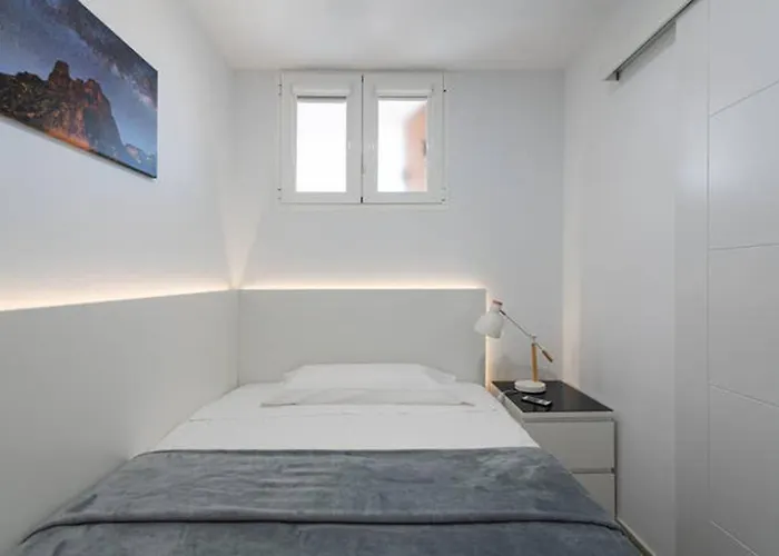 Comfortable And Cozy Апартаменти