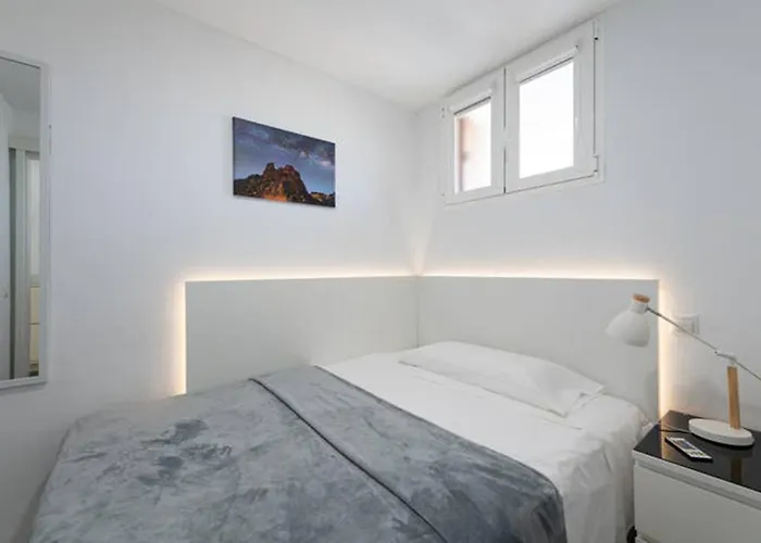 Comfortable And Cozy Апартаменти *